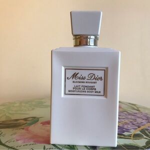 Miss Dior Blooming Bouquet Lotion